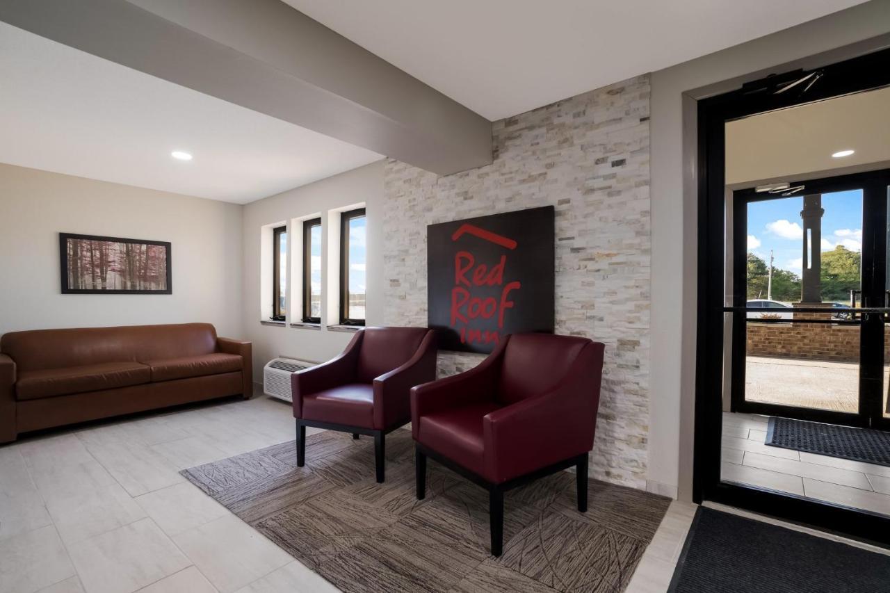 Super 8 By Wyndham Marston Motel Bagian luar foto